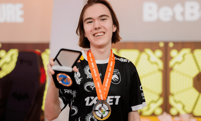 Donk MVP Counter Strike