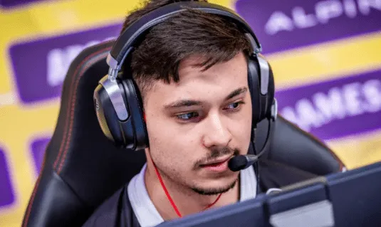 Felps chega a SK Gaming