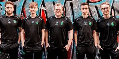 história da Team Falcons no CS