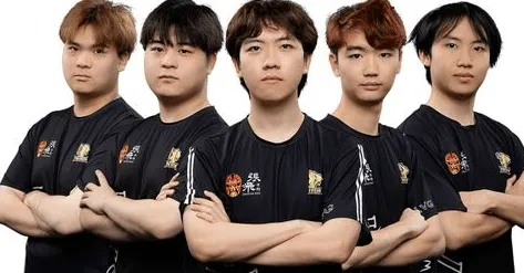 line-up Lynn Vision Gaming