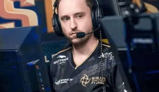 Christopher GeT_RiGhT Alesund